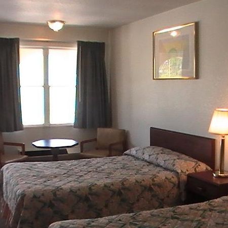 Hometown Inn Galion Bagian luar foto