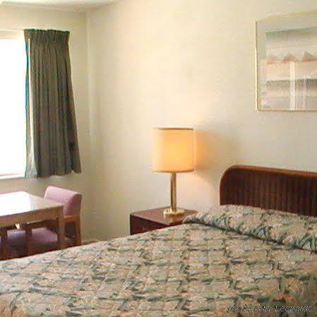 Hometown Inn Galion Bagian luar foto